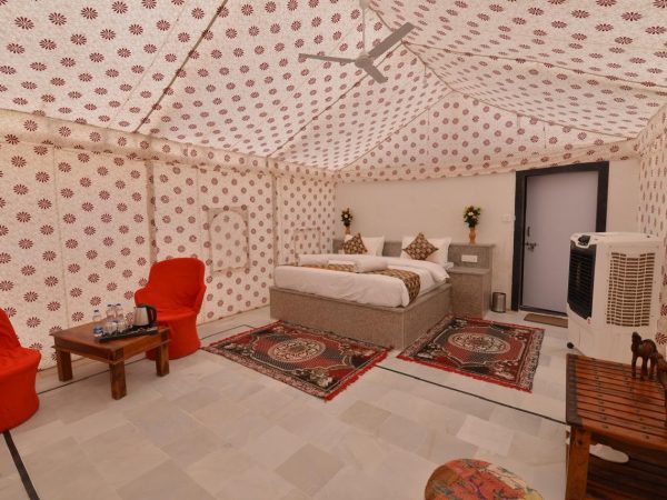 Luxury Swiss Tent (3)